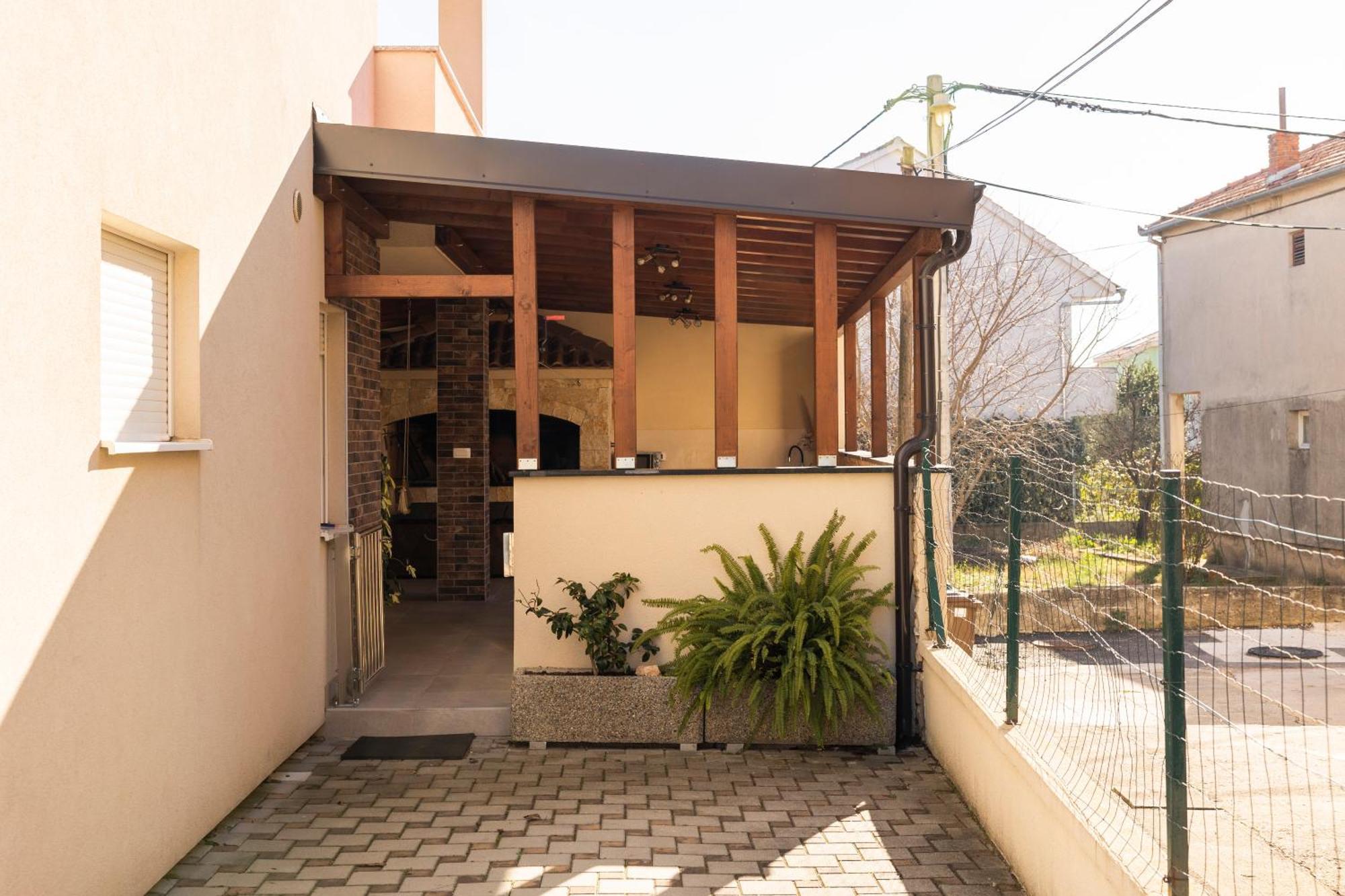 Apartment Matek زادار المظهر الخارجي الصورة