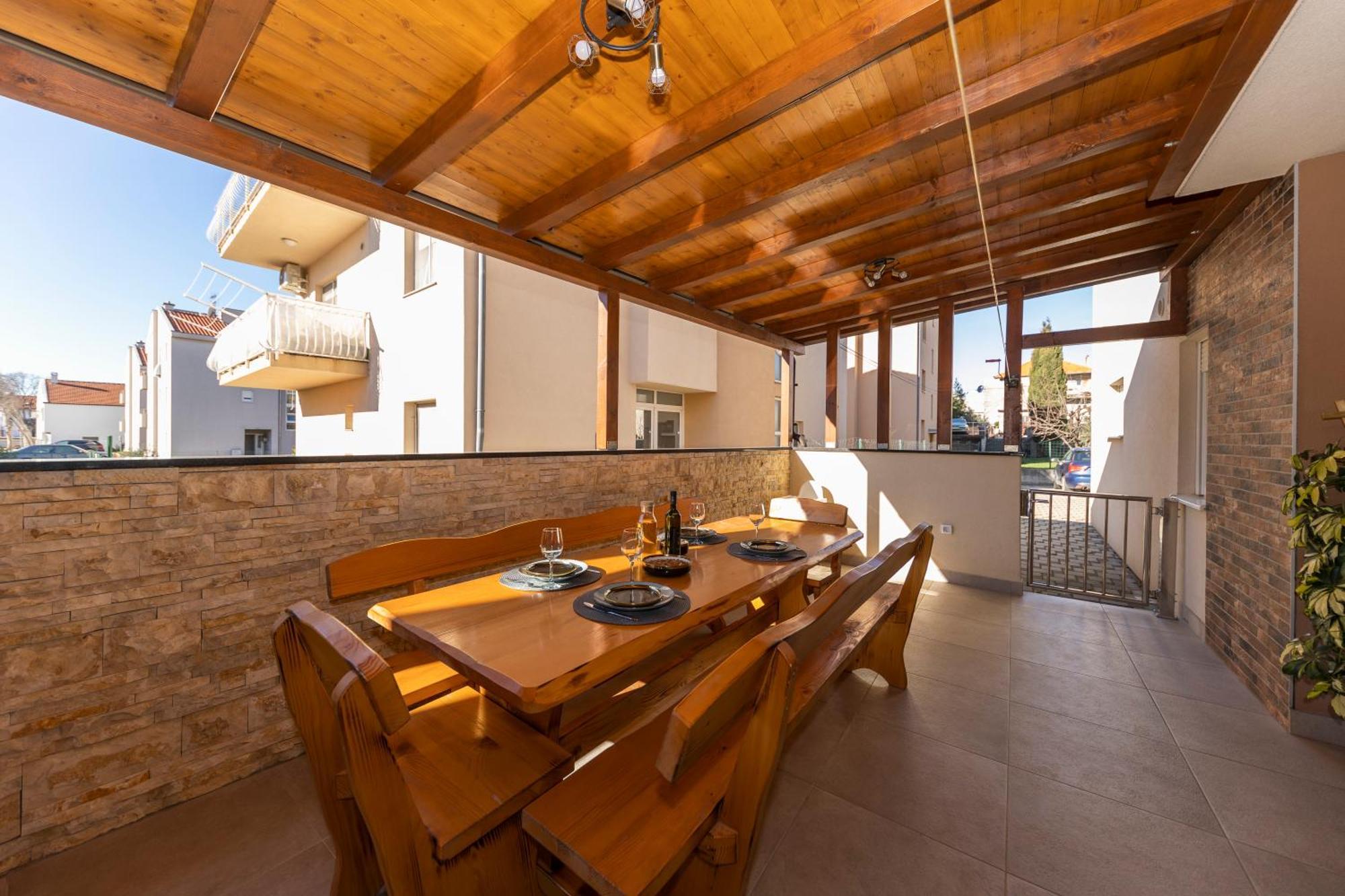 Apartment Matek زادار المظهر الخارجي الصورة